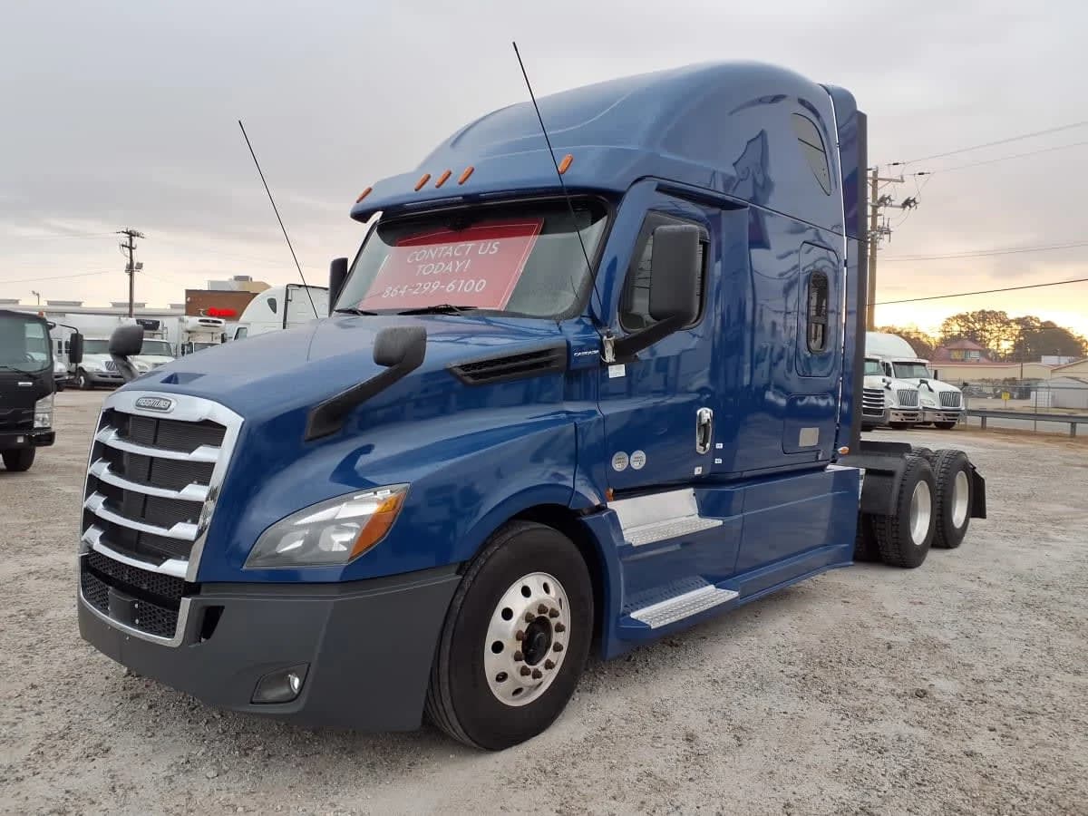2020 Freightliner Cascadia