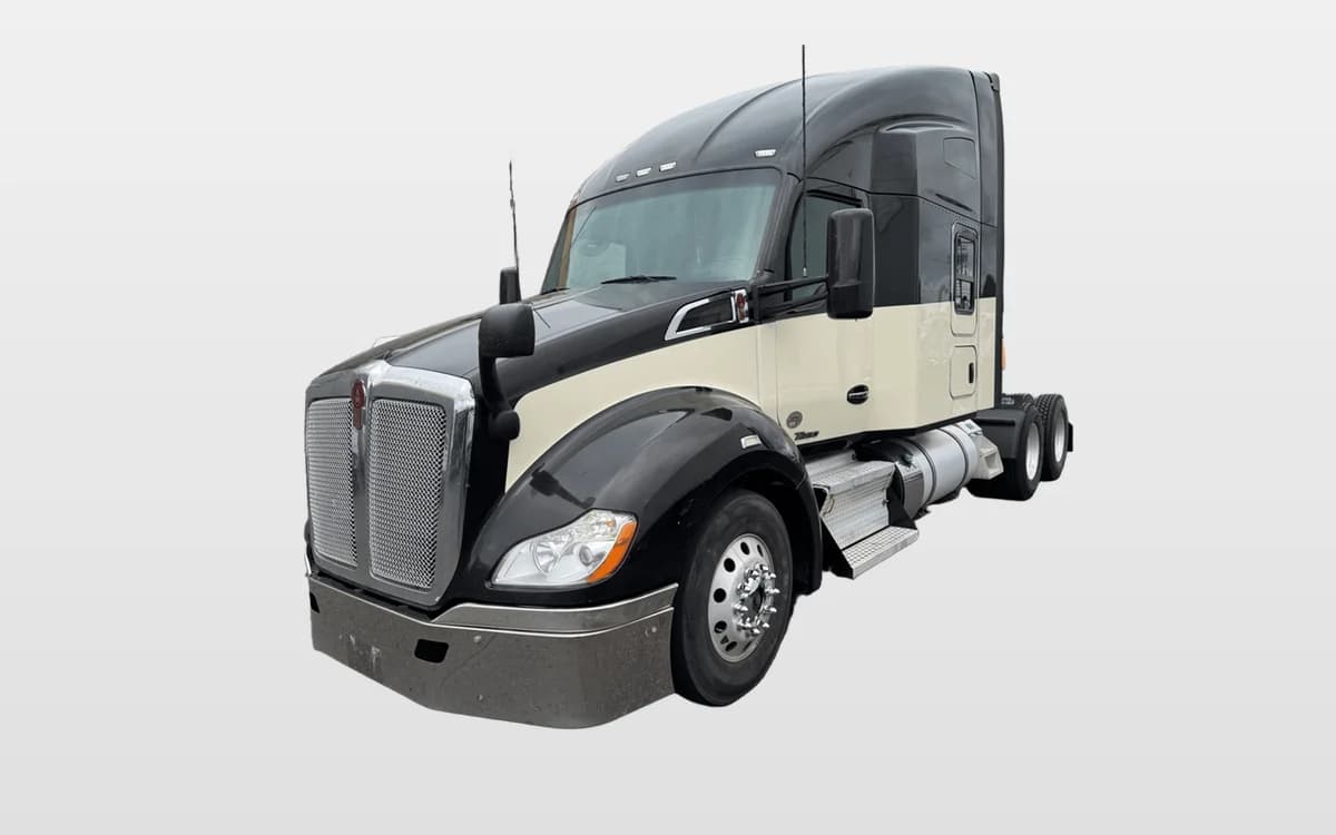 2022 Kenworth T680 — photo 1