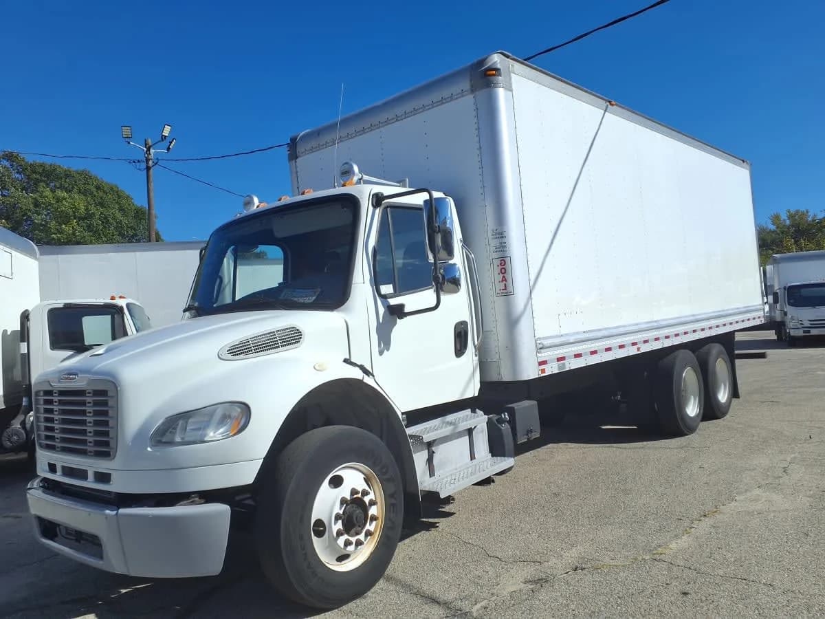 2018 Freightliner M2 106