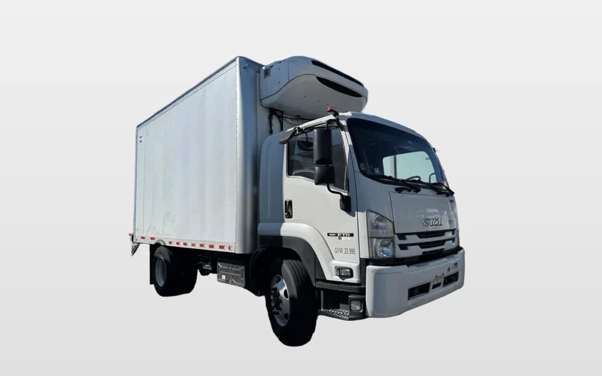 2018 Isuzu FTR — photo 1