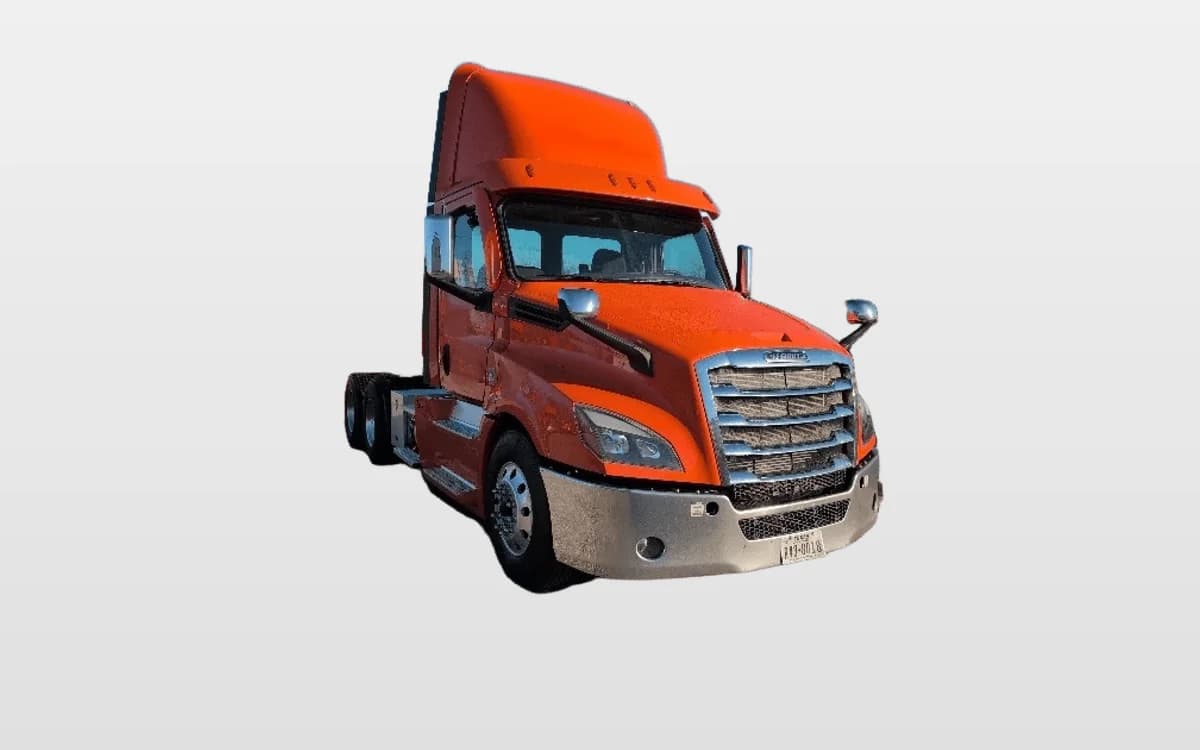 2020 Freightliner Cascadia — photo 1