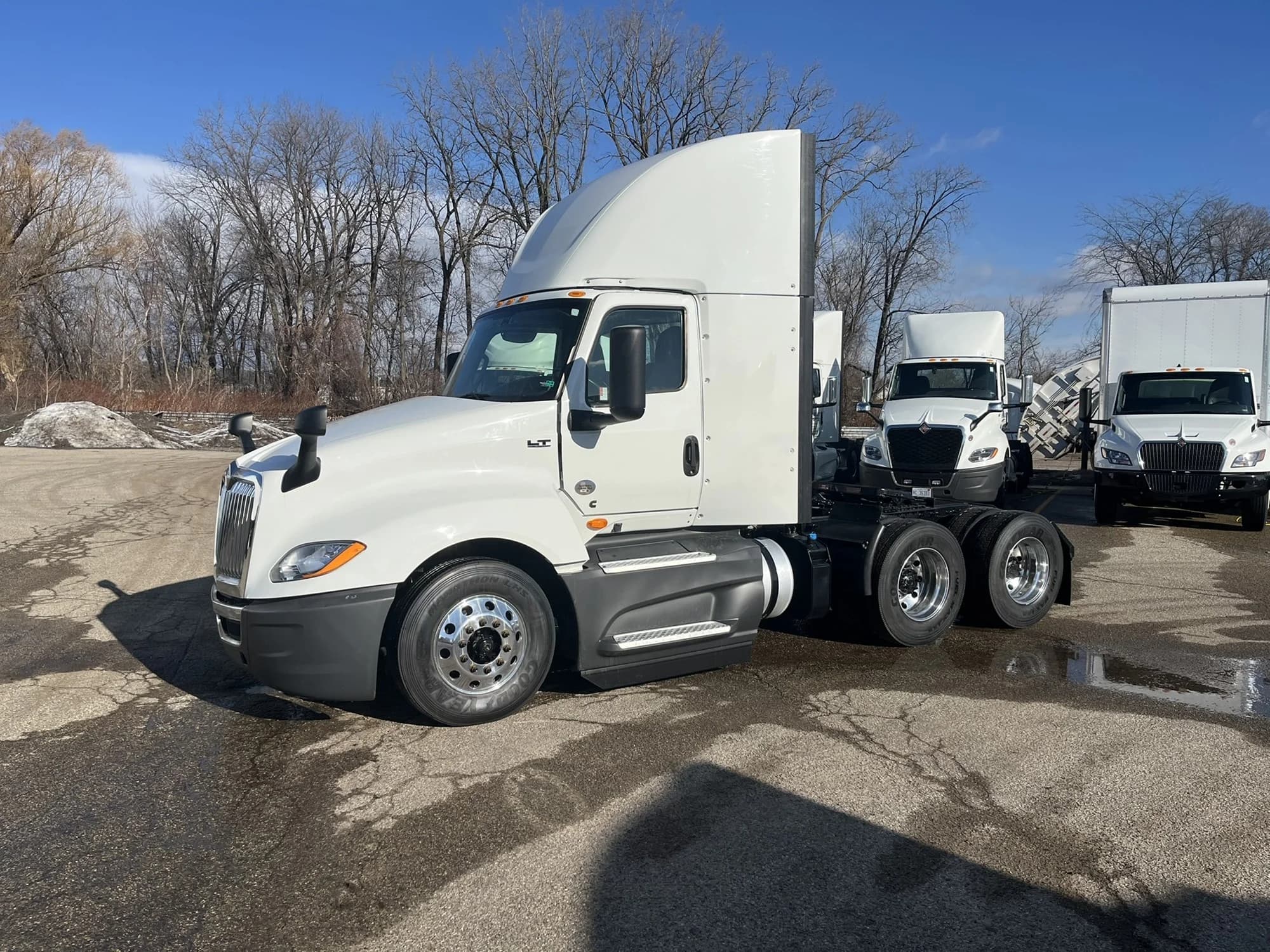 2021 International LT
