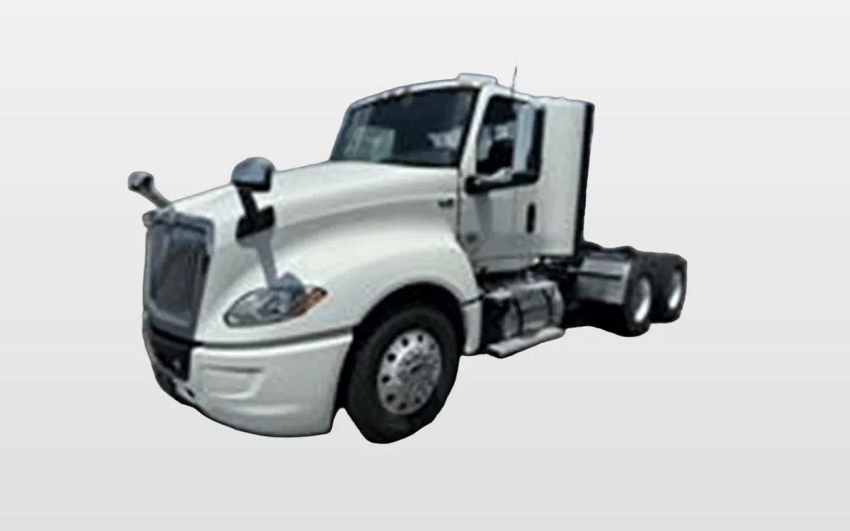 2019 International LT — photo 1