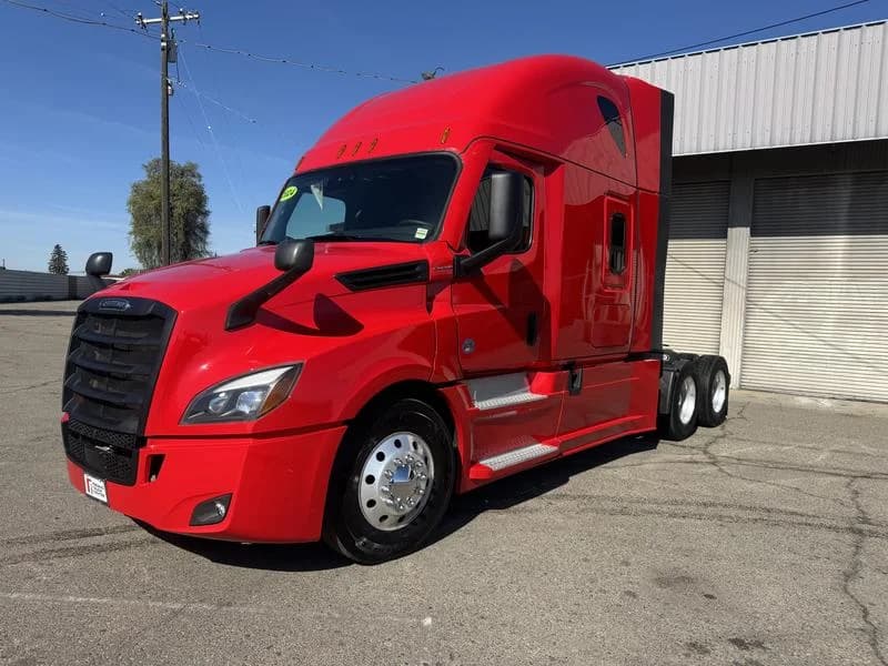 2024 Freightliner Cascadia