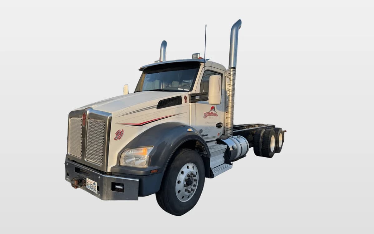 2016 Kenworth T880 — photo 1