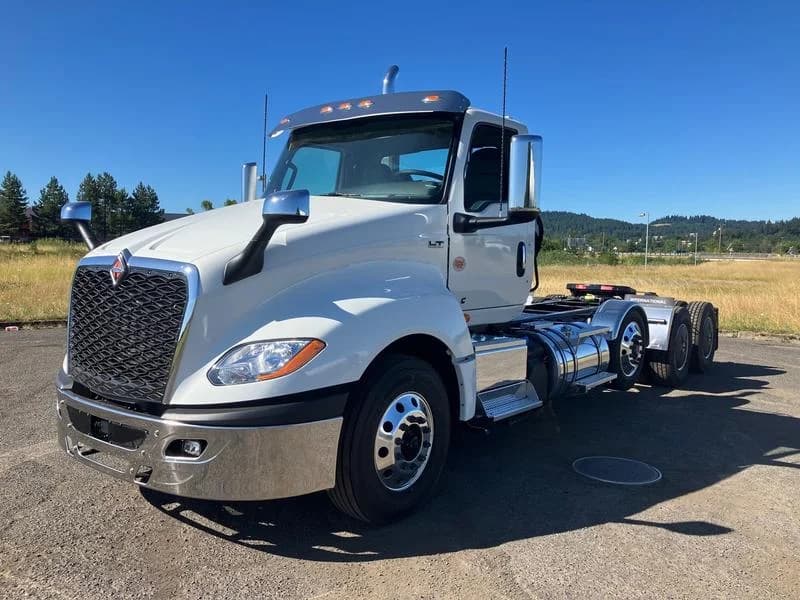 2025 International LT