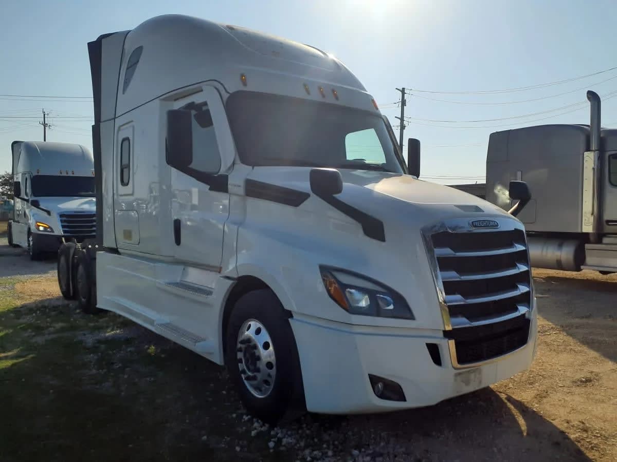 2023 Freightliner Cascadia