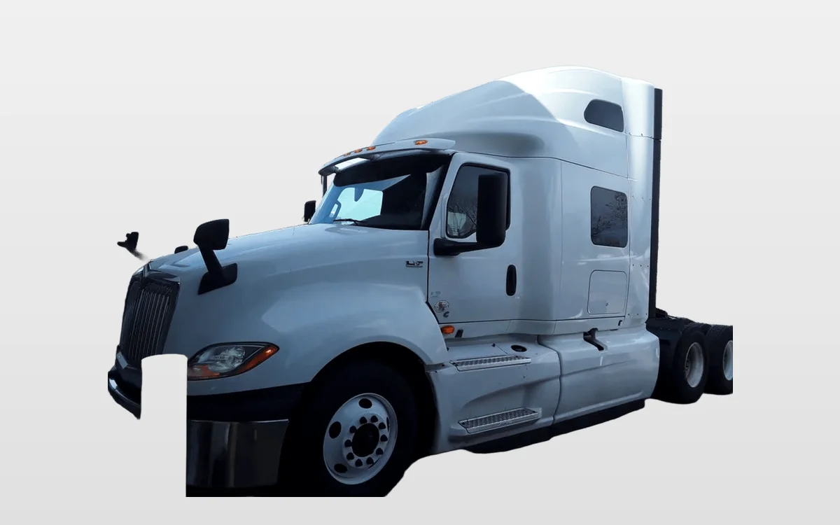 2020 International LT — photo 1