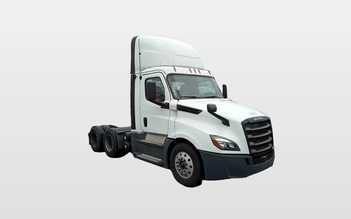 2020 Freightliner Cascadia — photo 1