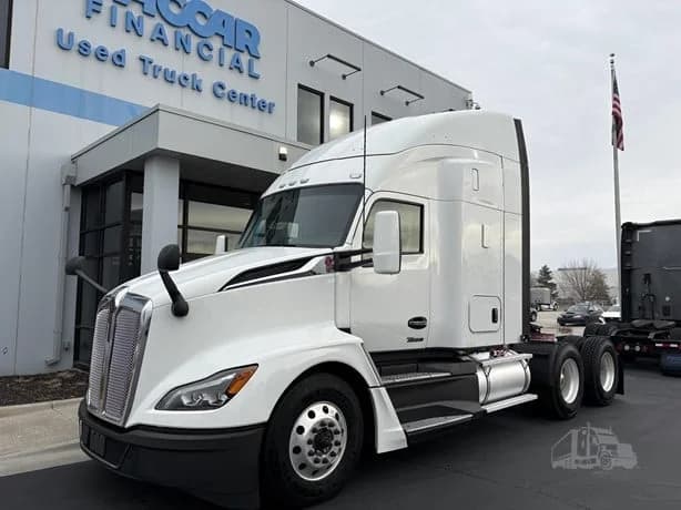 2023 Kenworth T680