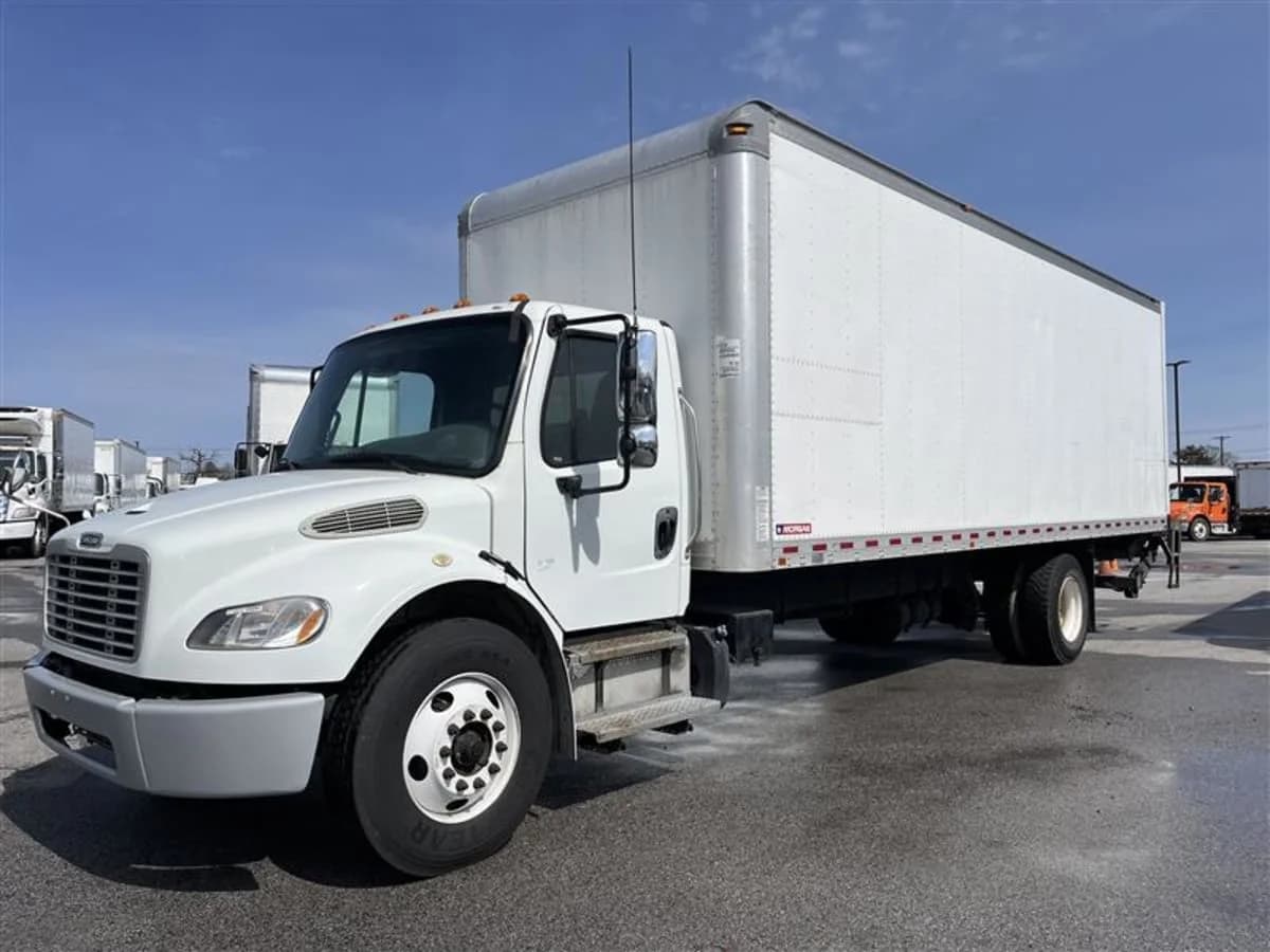 2019 Freightliner M2 106