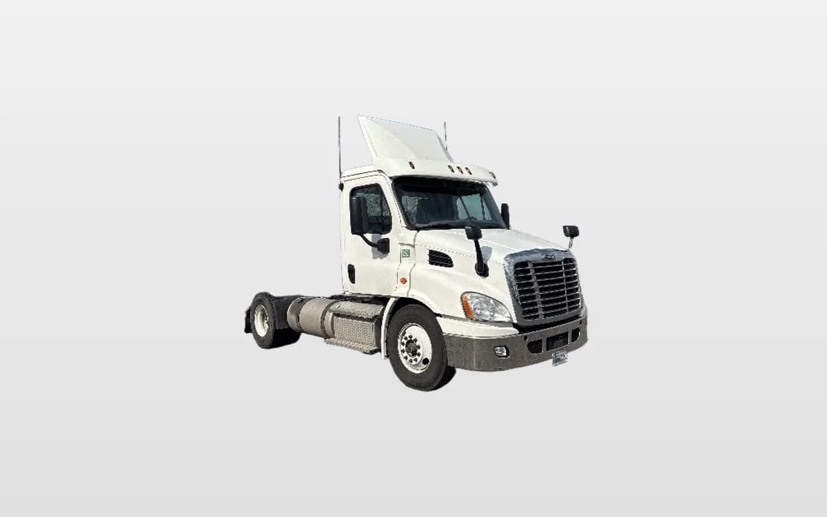 2020 Freightliner Cascadia — photo 1