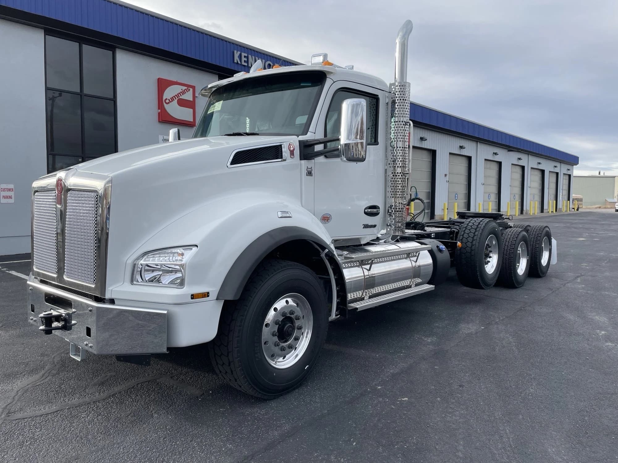 2026 Kenworth T880