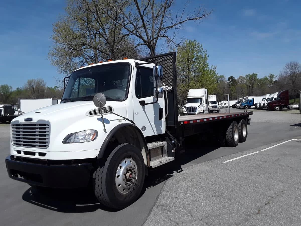 2020 Freightliner M2 106