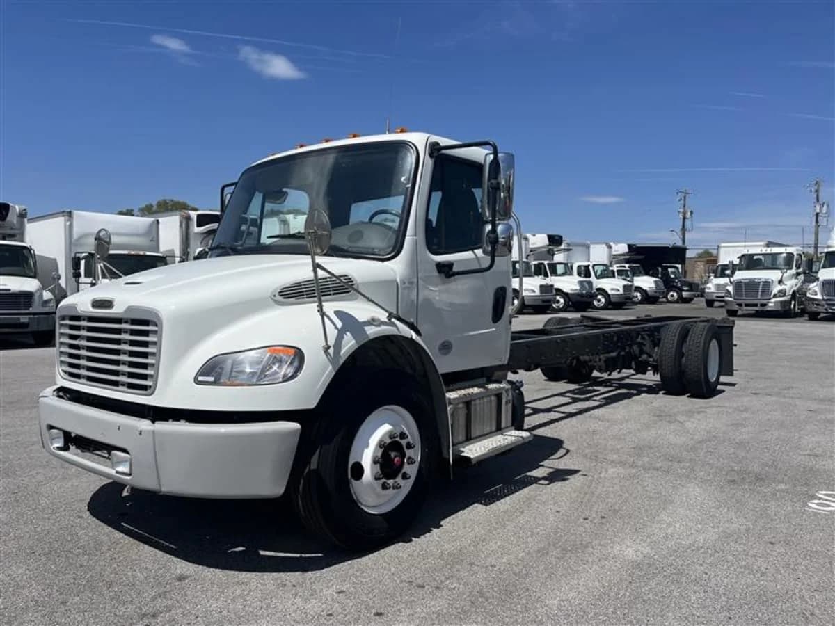 2020 Freightliner M2 106