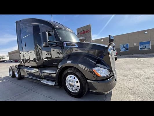 2021 Kenworth T680