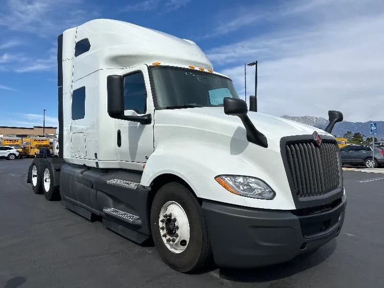 2023 International LT