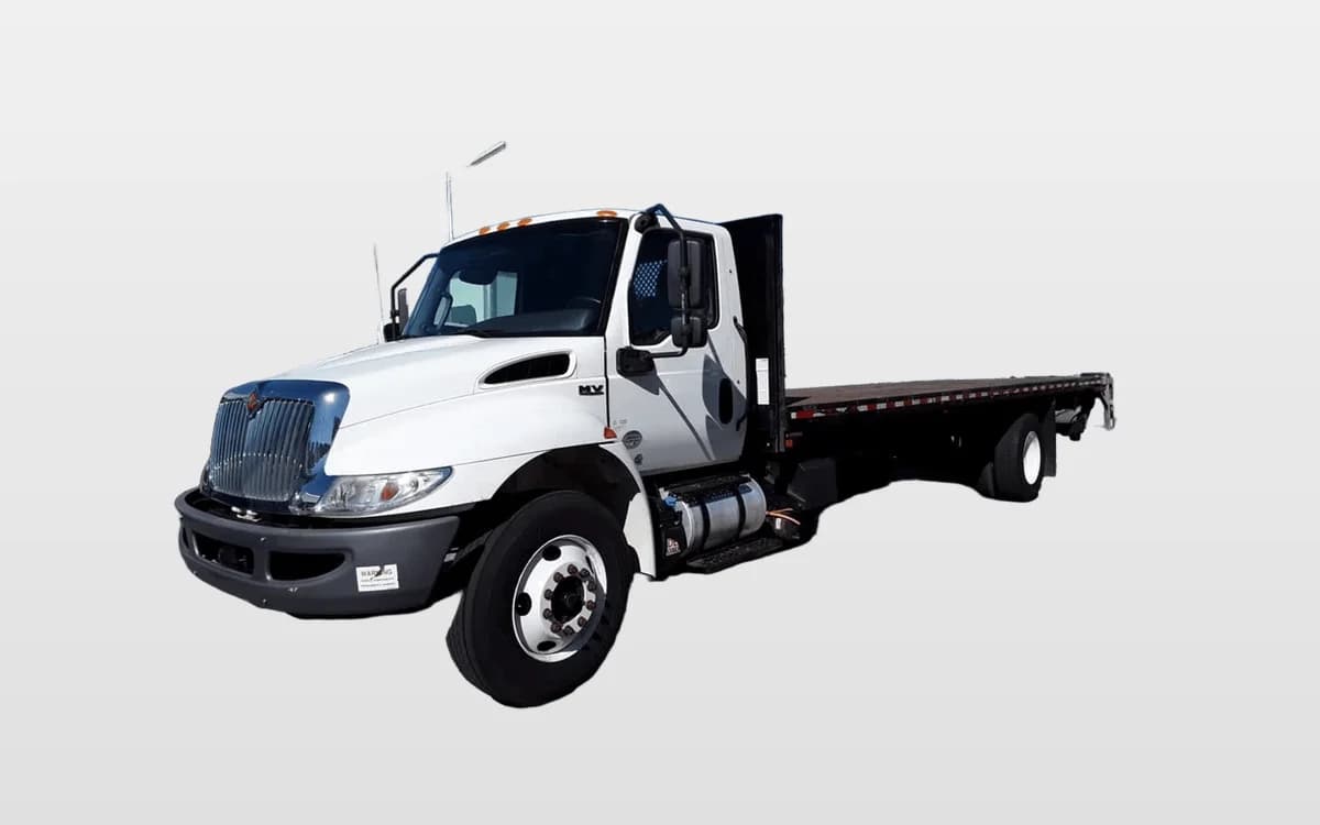 2019 International MV — photo 1