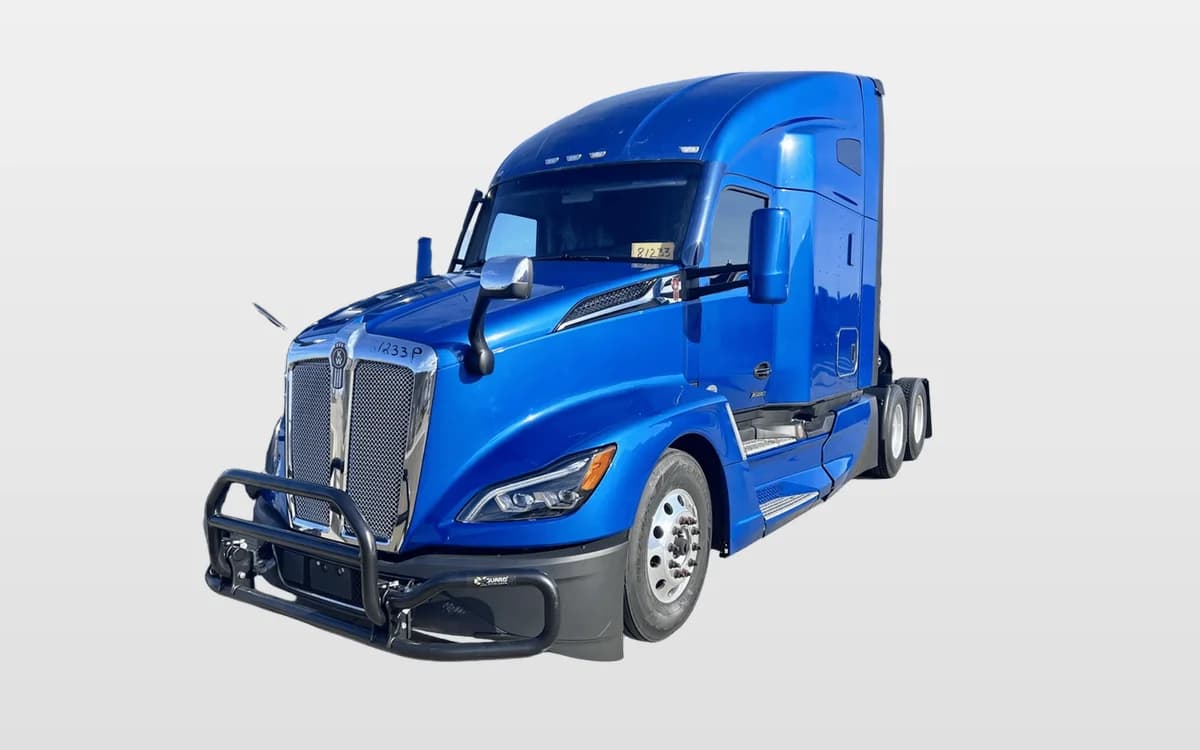 2023 Kenworth T680 — photo 1