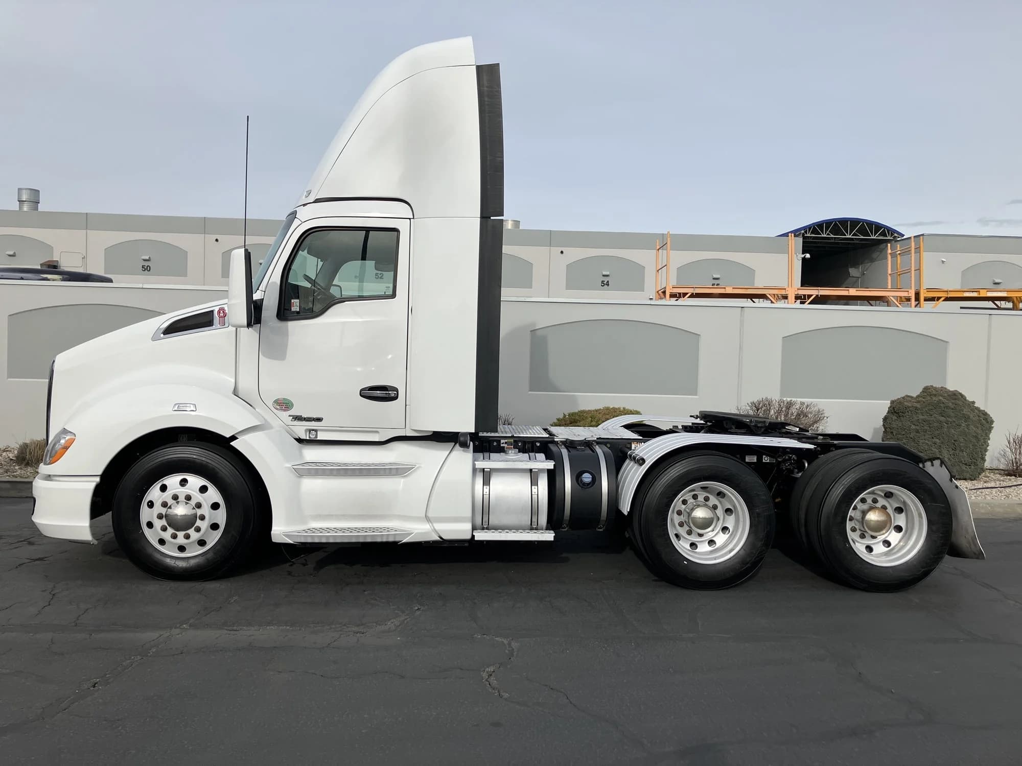 2022 Kenworth T680
