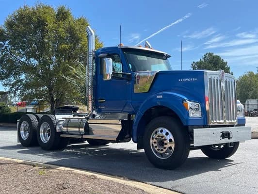 2026 Kenworth W990