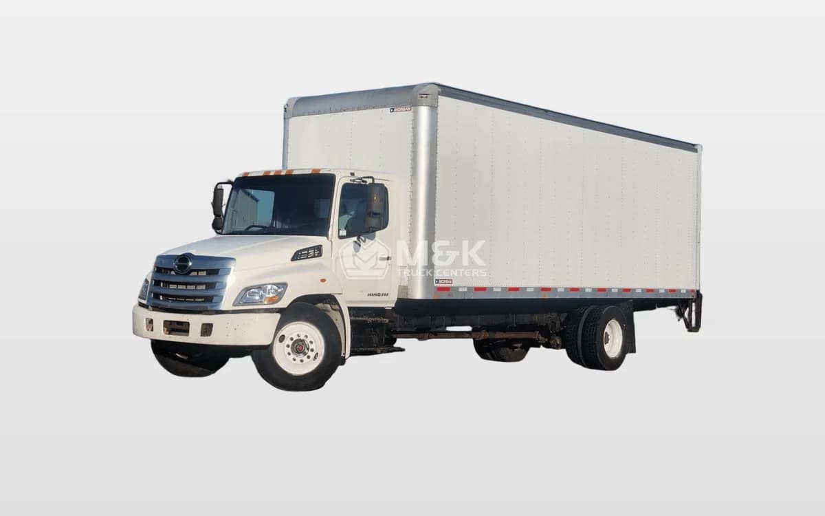 2013 Hino 268 — photo 1