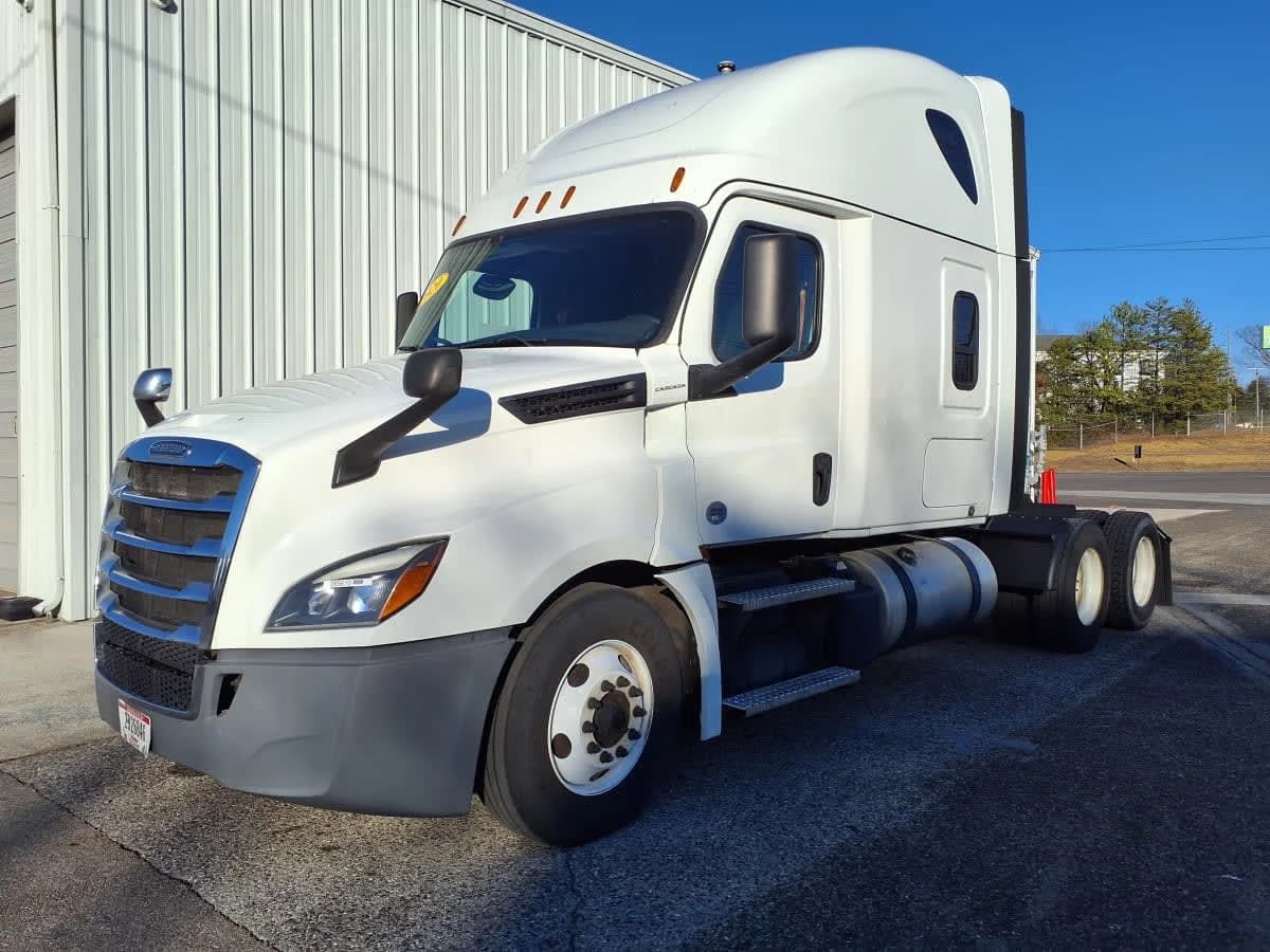 2020 Freightliner Cascadia