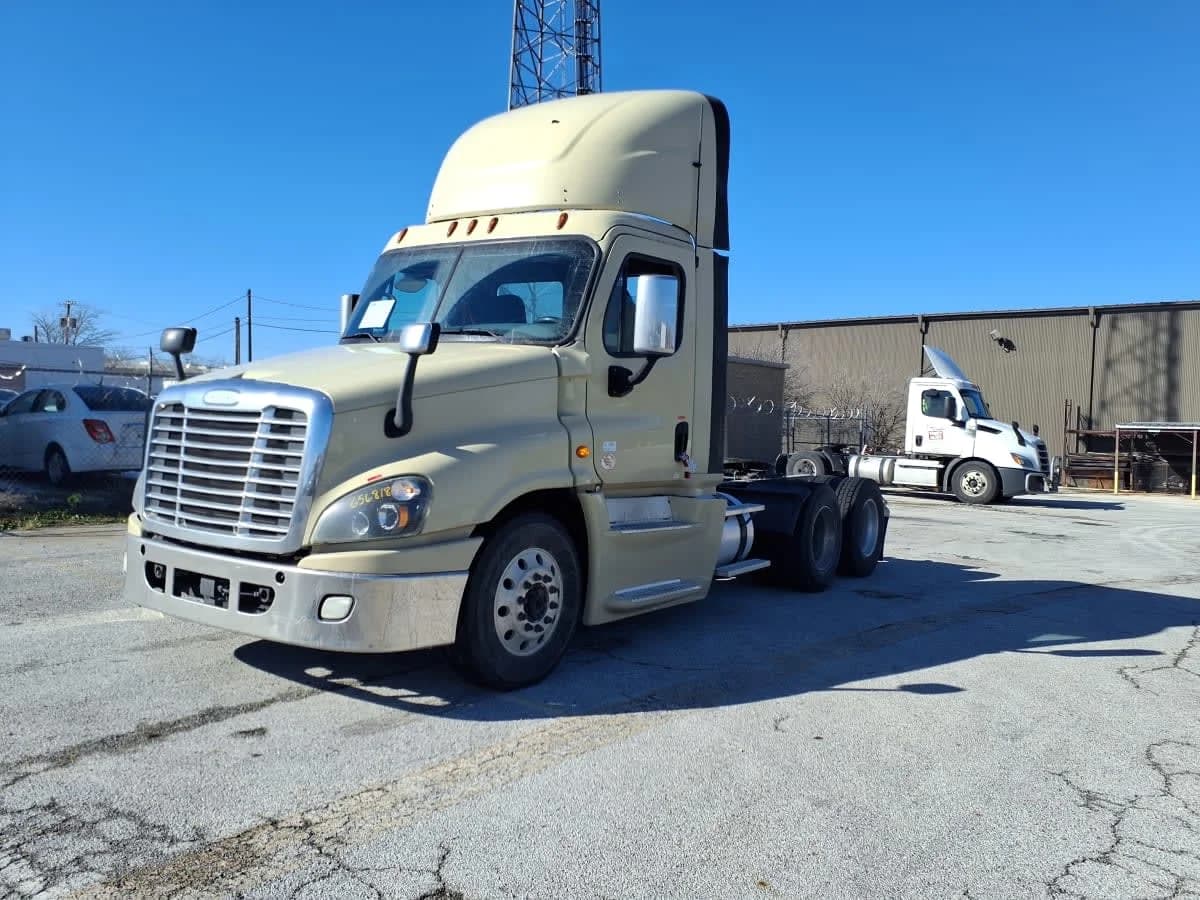 2016 Freightliner Cascadia