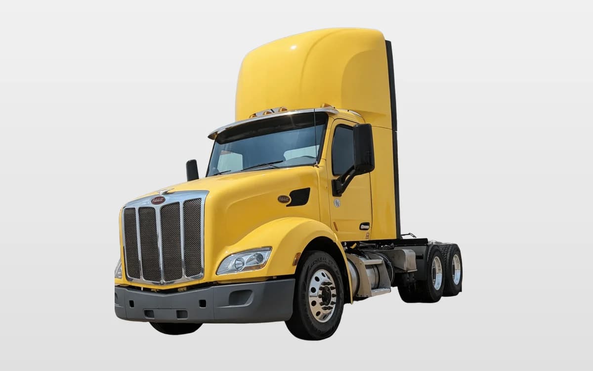 2021 Peterbilt 579 — photo 1