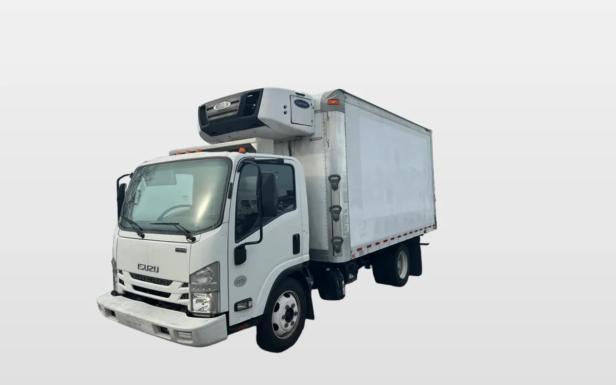 2019 Isuzu NQR — photo 1