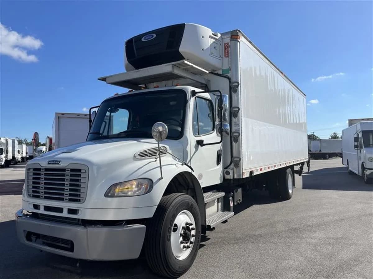 2017 Freightliner M2 106