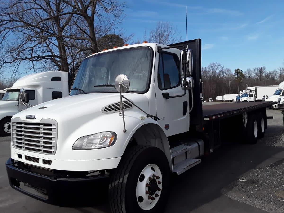 2018 Freightliner M2 106