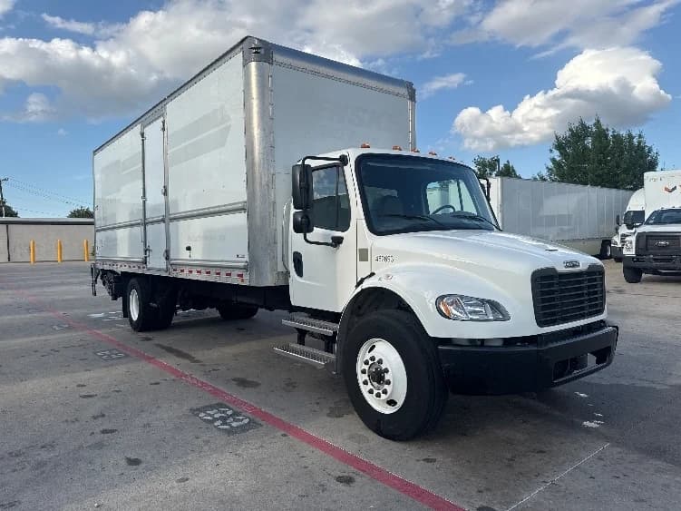 2022 Freightliner M2 106