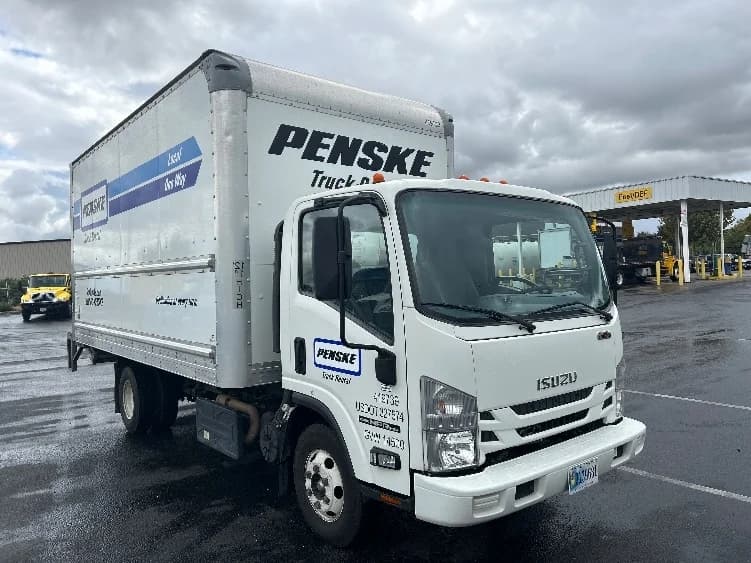 2022 Isuzu NPR