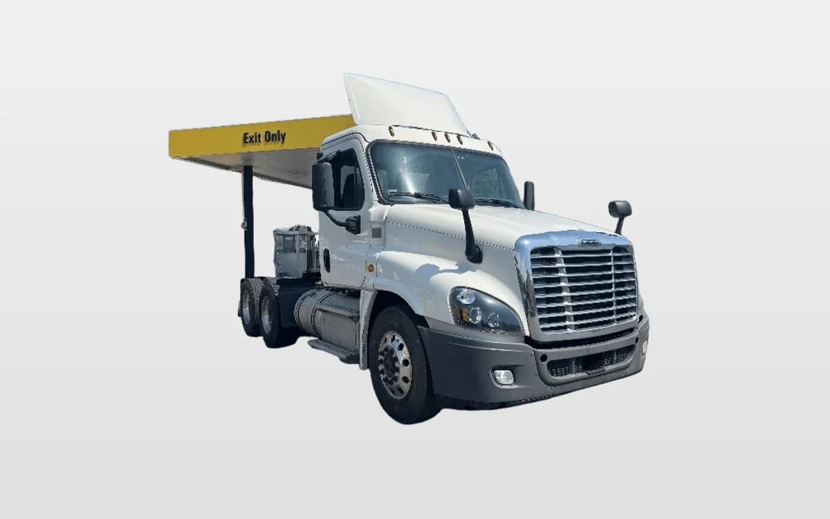 2019 Freightliner Cascadia — photo 1