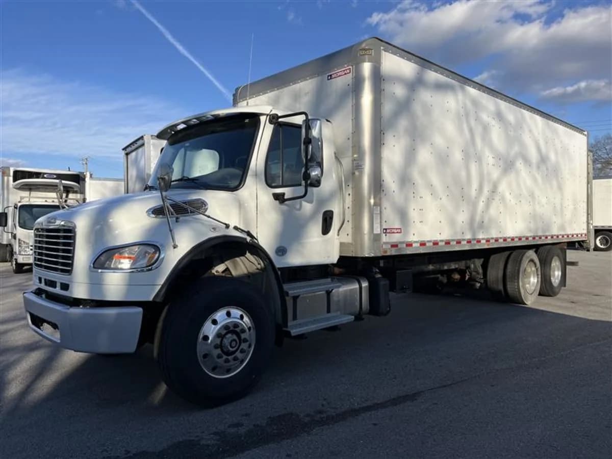 2021 Freightliner M2 106