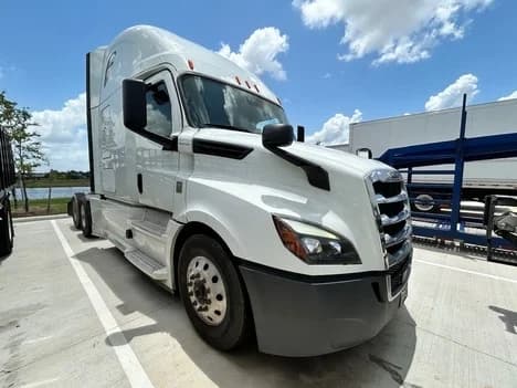 2020 Freightliner Cascadia