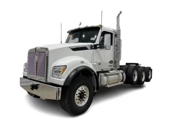 2027 Kenworth T880