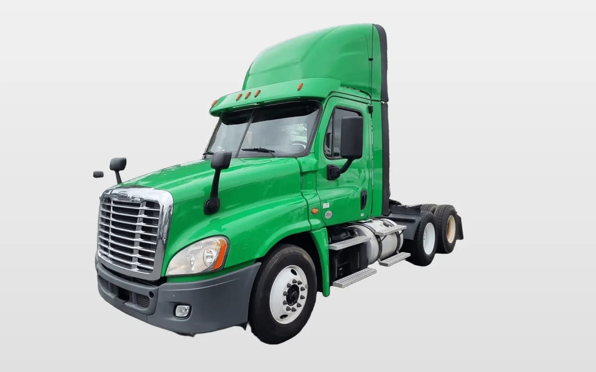 2019 Freightliner Cascadia — photo 1