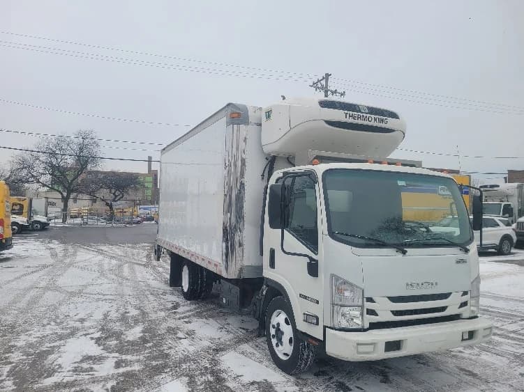 2019 Isuzu NRR