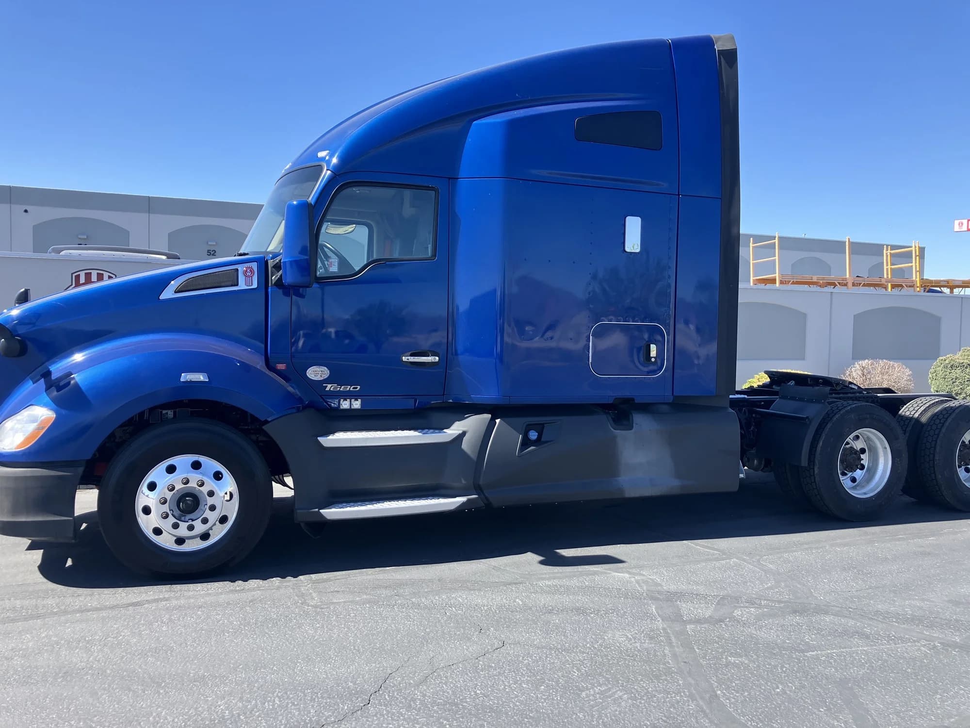 2022 Kenworth T680