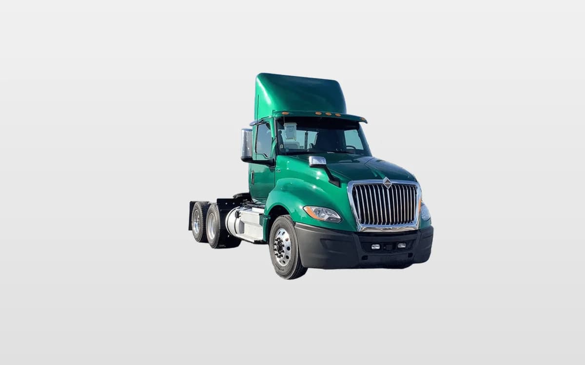 2020 International LT — photo 1