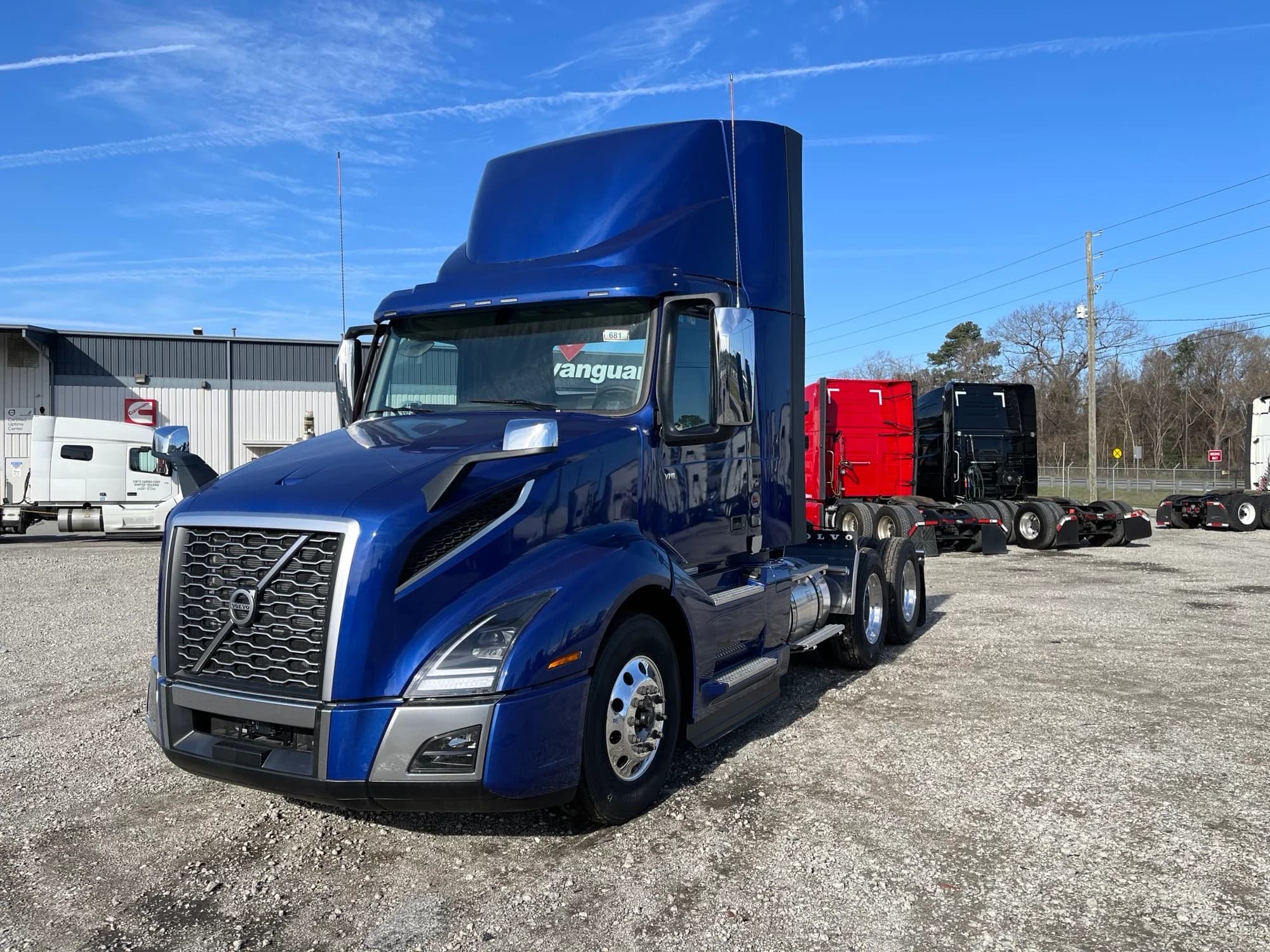 2025 Volvo VNL 300
