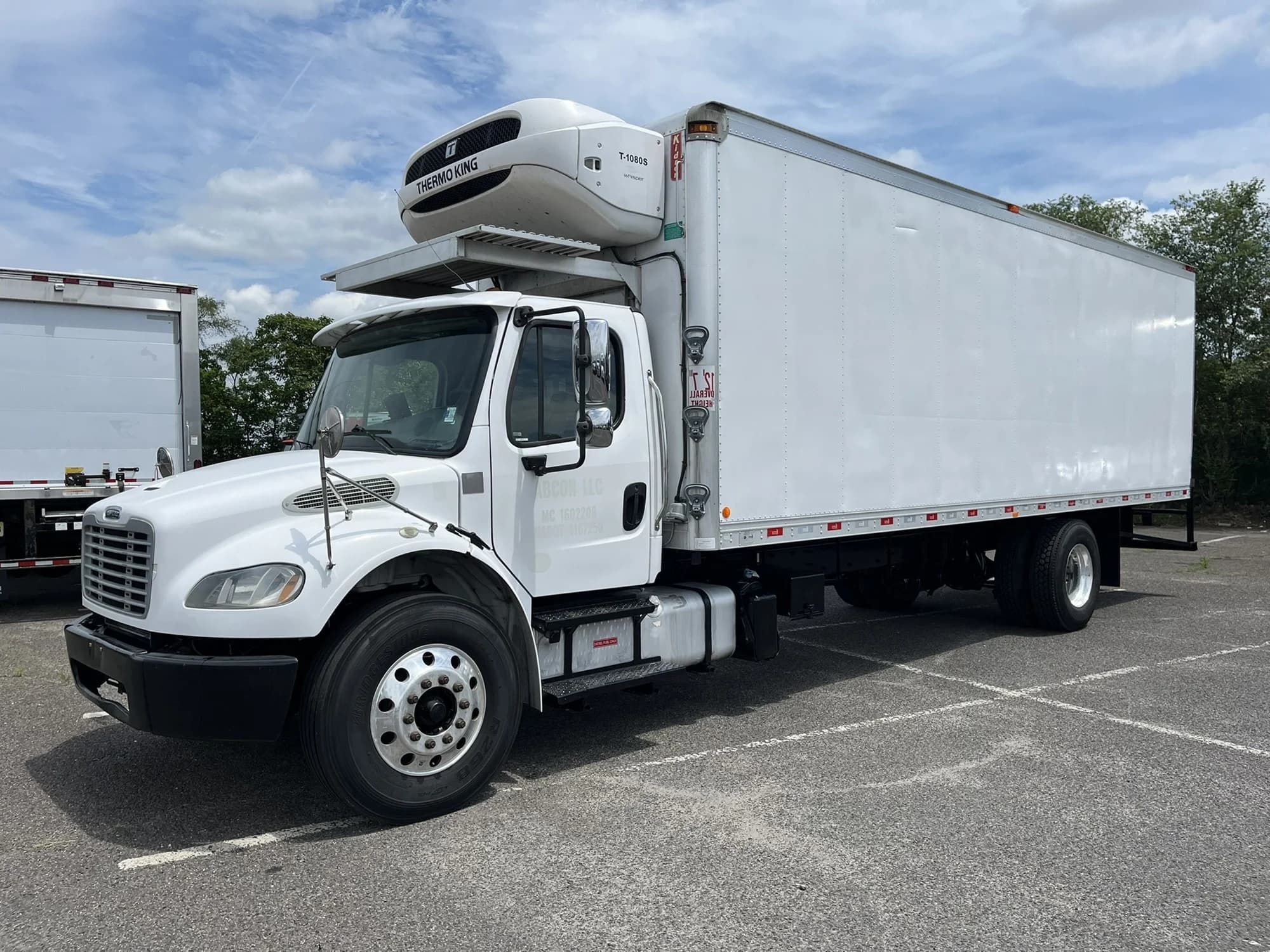 2017 Freightliner M2 106