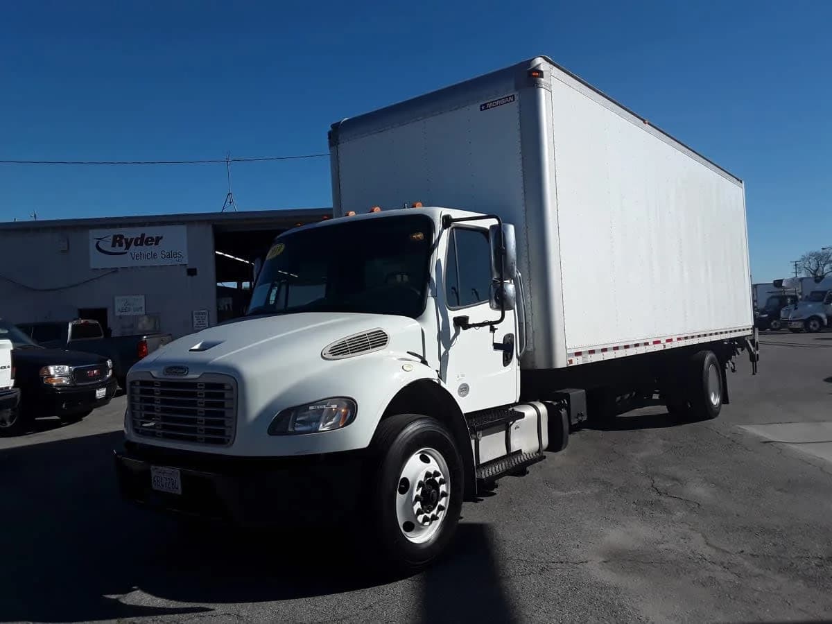 2019 Freightliner M2 106