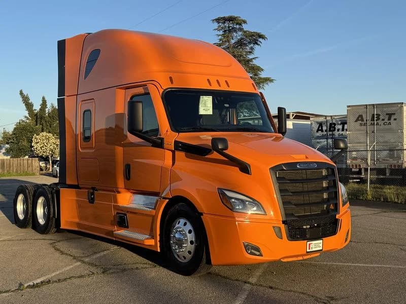 2024 Freightliner Cascadia