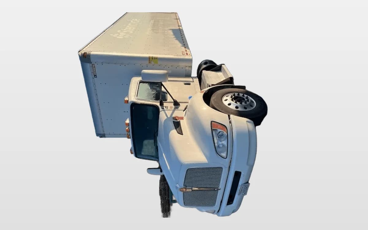 2019 Kenworth T270 — photo 1