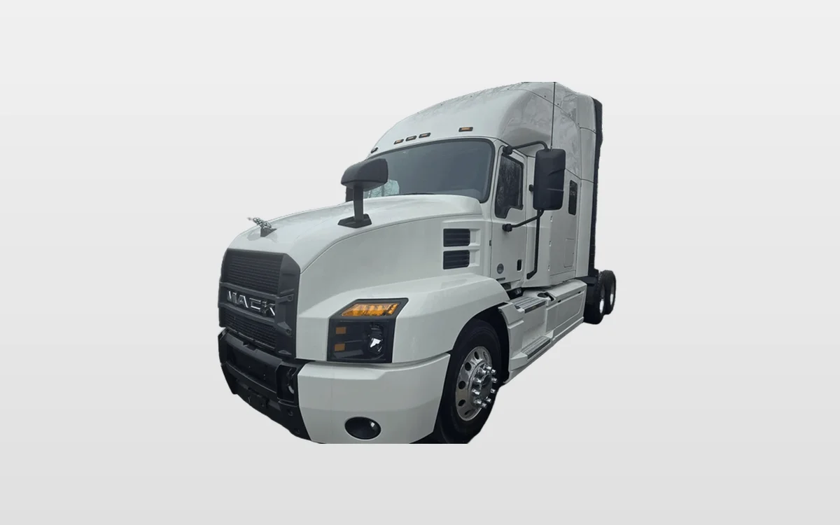 2020 Mack Anthem — photo 1