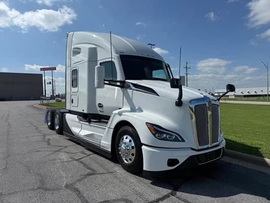 2024 Kenworth T680