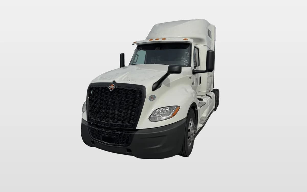 2026 International LT — photo 1